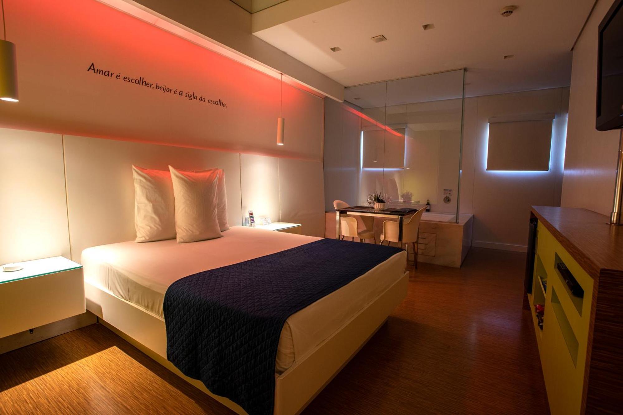 Izzi Motel 2, Sao Paulo